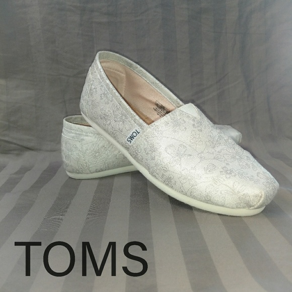 Toms Shoes - 🔸Toms  Canvas Flats